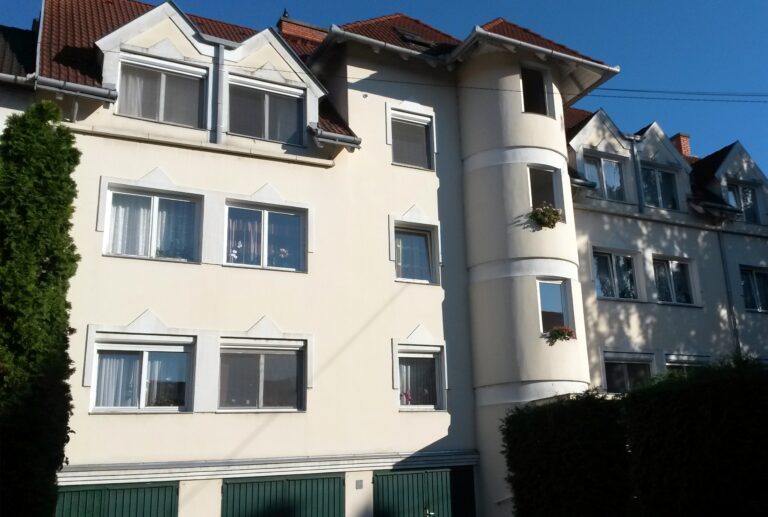<a href='http://hellogyor.hu/en/accomodation/gyori-apartman/'>Győri Apartman</a>